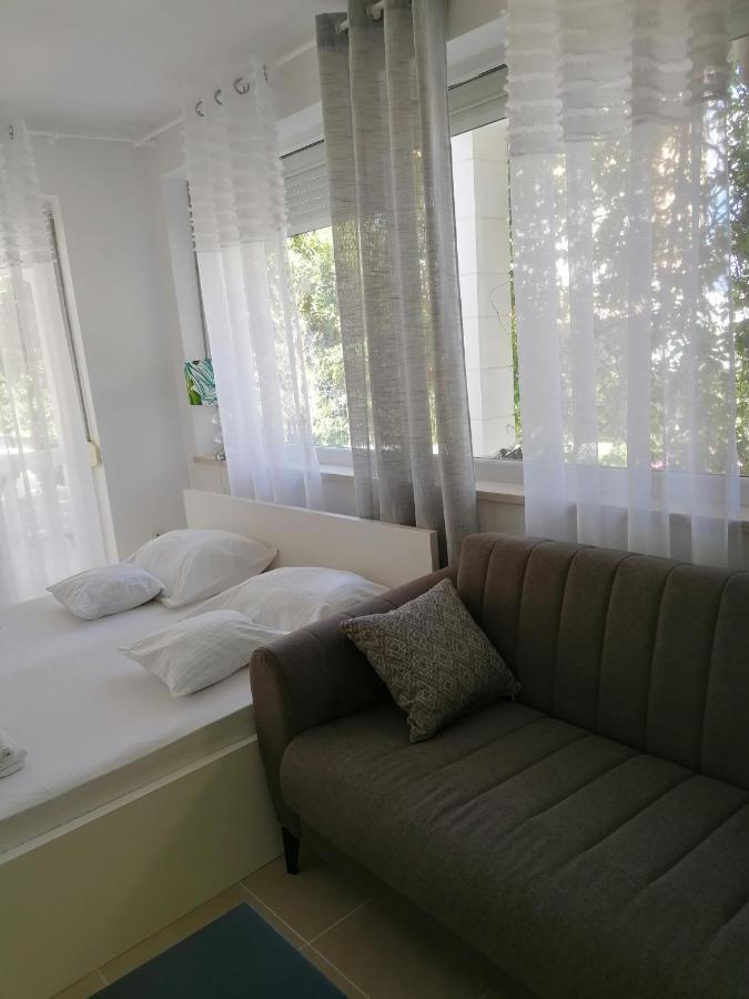 Studio Apartman Villa Juras Baška Buitenkant foto
